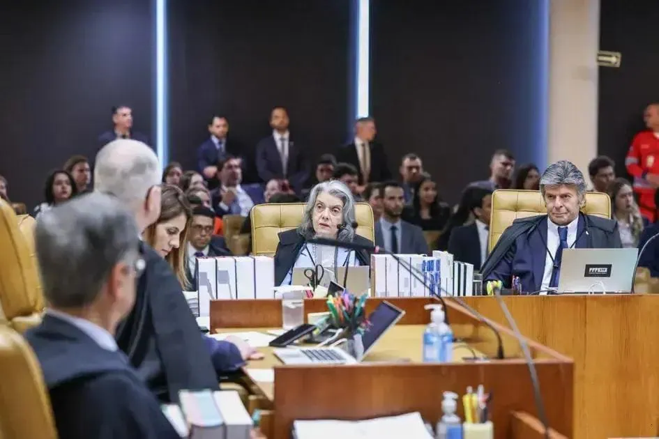 Cármen Lúcia destaca a importância da igualdade na magistratura