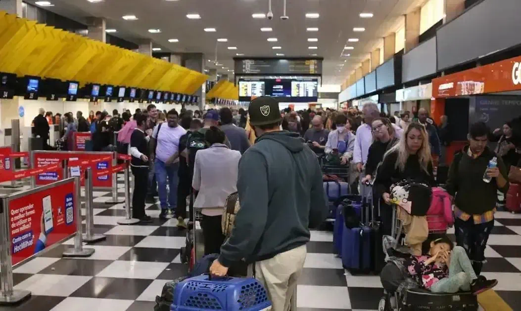 Decisão do STF Esclarece Suspensão de Ações sobre Atrasos de Voos