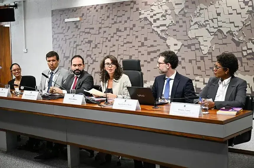 ECA Digital: Desafios para a Proteção de Crianças na Era Digital