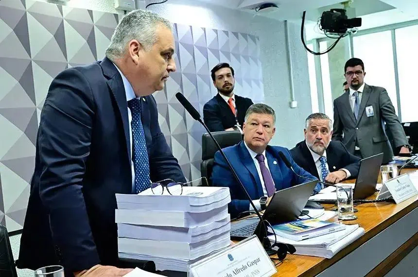 Relatório da CPMI do INSS: votação e implicações no cenário atual