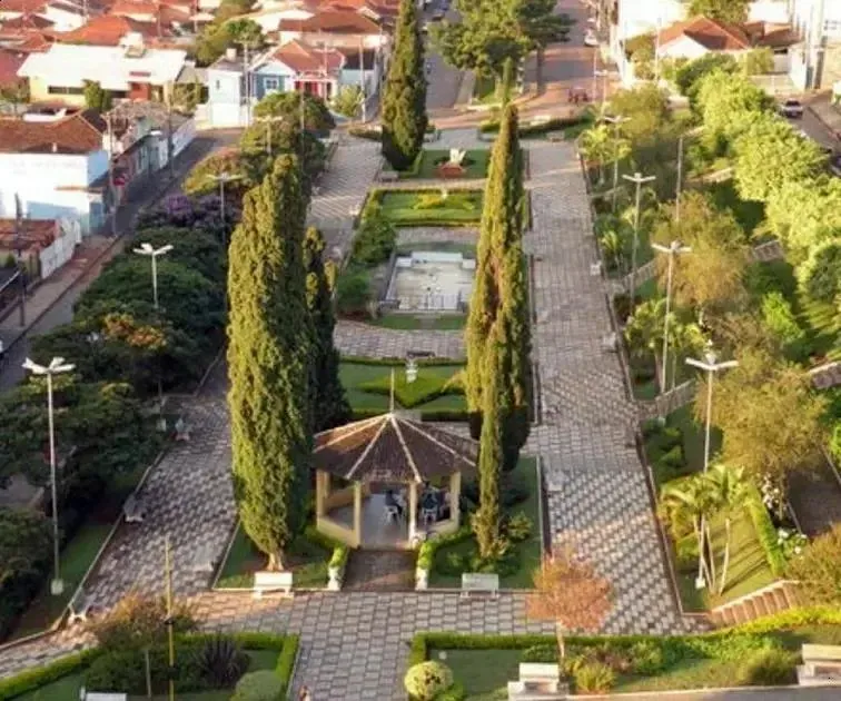 Paraguaçu (MG) abre processo seletivo com 4 vagas na educação municipal