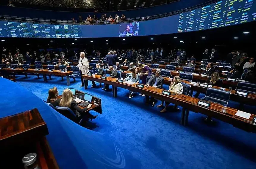 Senado anuncia sessão especial em homenagem aos 70 anos do CFQ