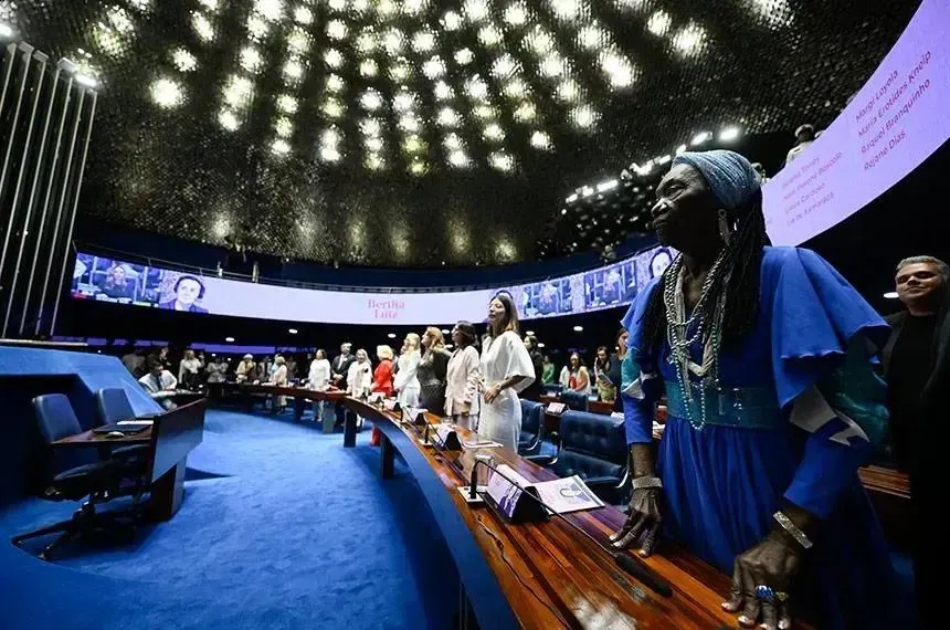 Senado homenageia 15 personalidades com o Diploma Bertha Lutz 2026