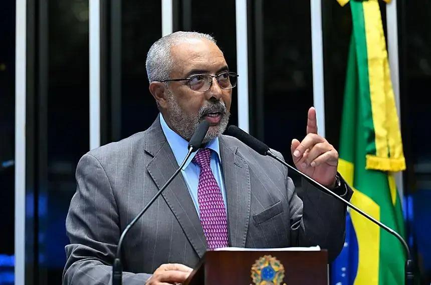 Senador Paulo Paim alerta sobre riscos à valorização do salário mínimo