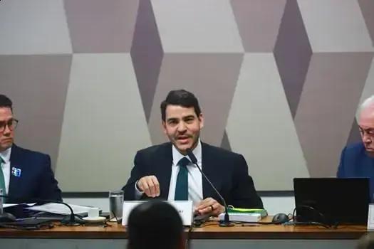 AGU defende prerrogativas da advocacia e pede debate sobre a PEC 45