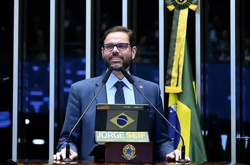 Jorge Seif apresenta balanço do mandato e anuncia licença temporária