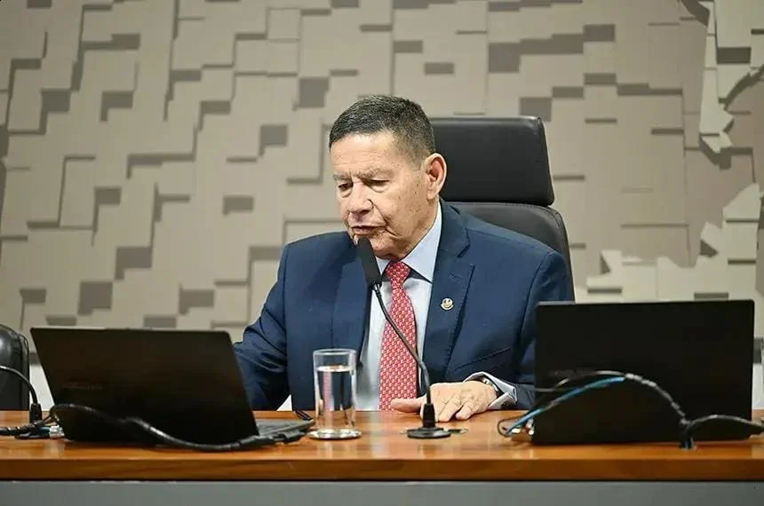 Projeto avança e obriga operadoras a garantir cobertura móvel abrangente