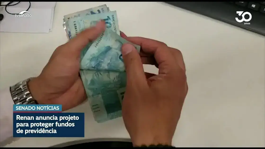 Renan propõe uso do FGC para proteger beneficiários da Previdência