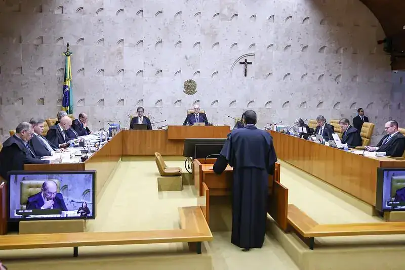 STF decide que shoppings devem oferecer salas de amamentação às empregadas