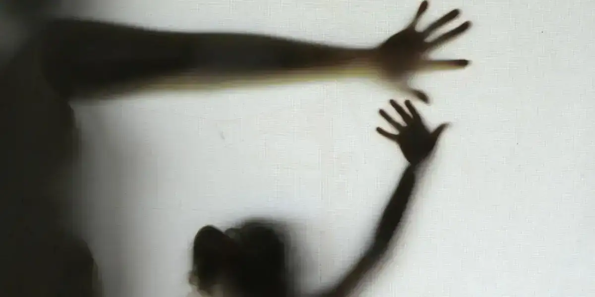 Violência sexual atinge 64 meninas por dia e evidencia desigualdade racial