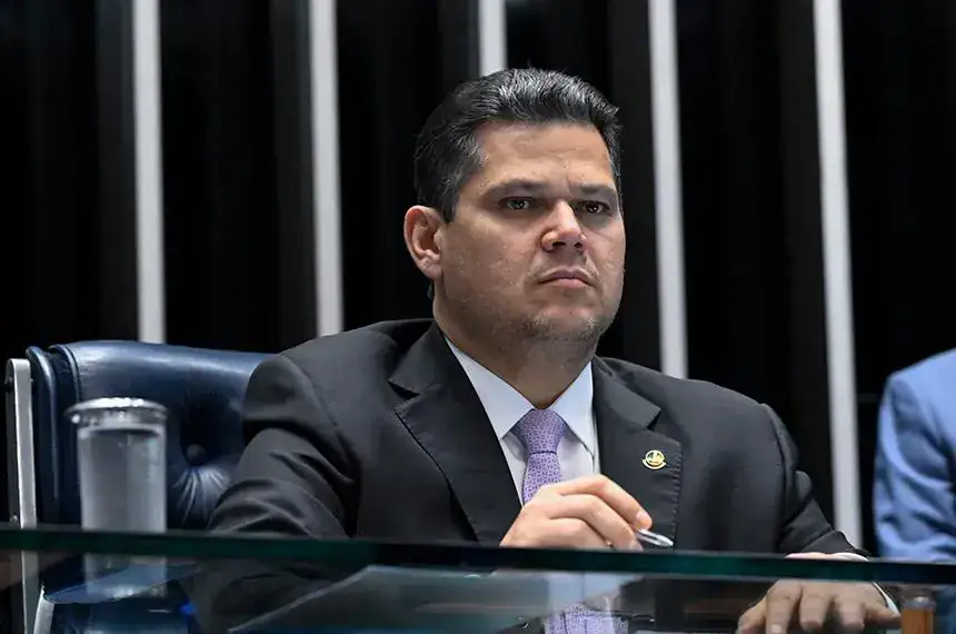 Davi anuncia encaminhamento de três propostas prioritárias ao Senado