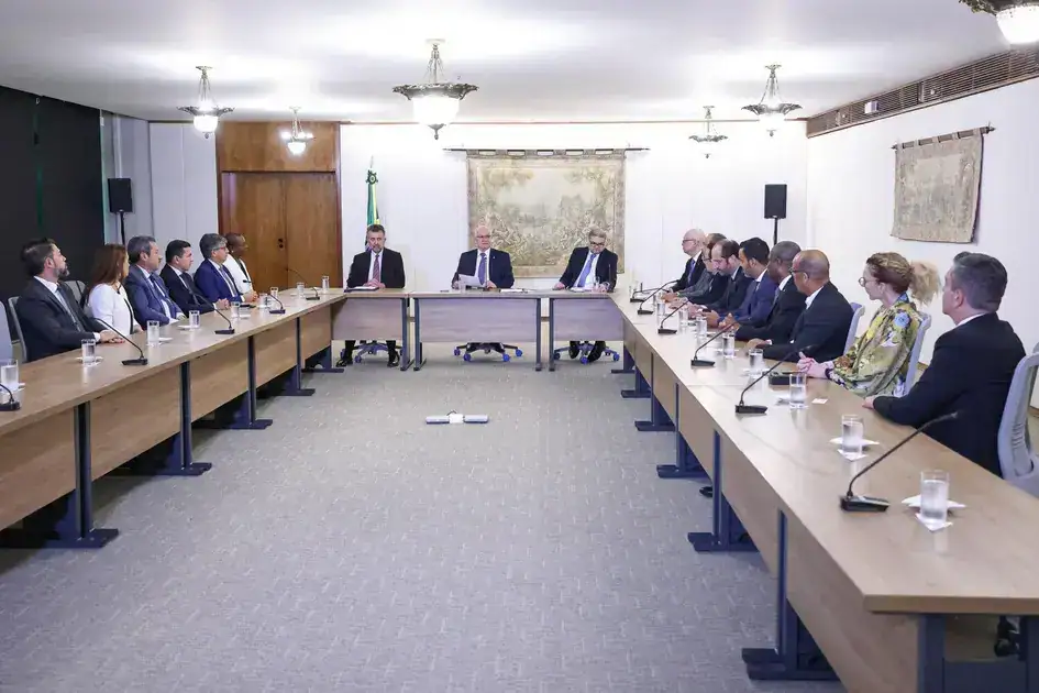 Fachin reúne embaixadores da América Latina e Caribe para ampliar diálogo