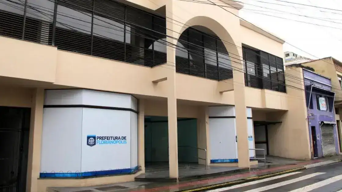 ISS Florianópolis: FCC contratada para concurso com 50 vagas de auditor