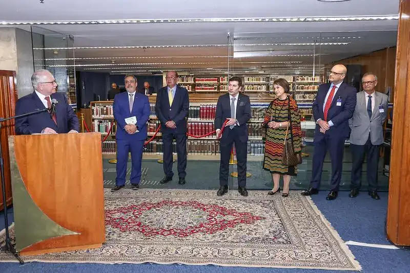 Lançamento no STF celebra legado de Paulo Brossard e a democracia