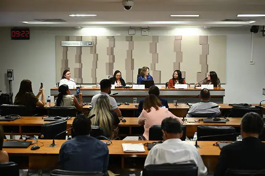 Violência e falta de estrutura ameaçam saúde indígena e profissionais