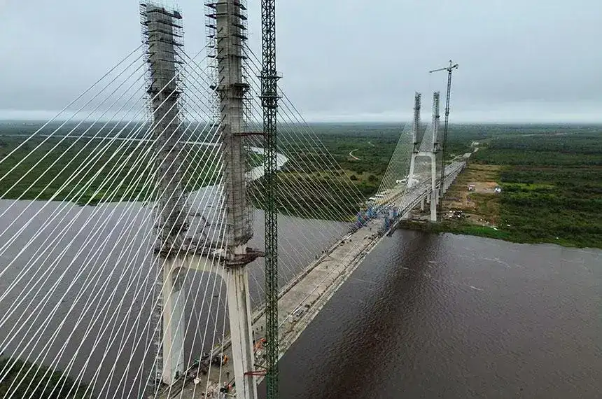 Trecho brasileiro da ponte sobre o Paraguai recebe nome de ex-prefeito