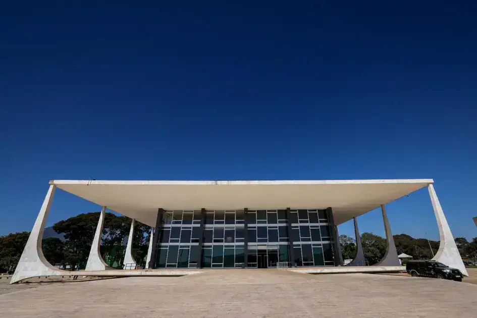Ministros do STF lamentam morte do jornalista Márcio Chaer neste sábado