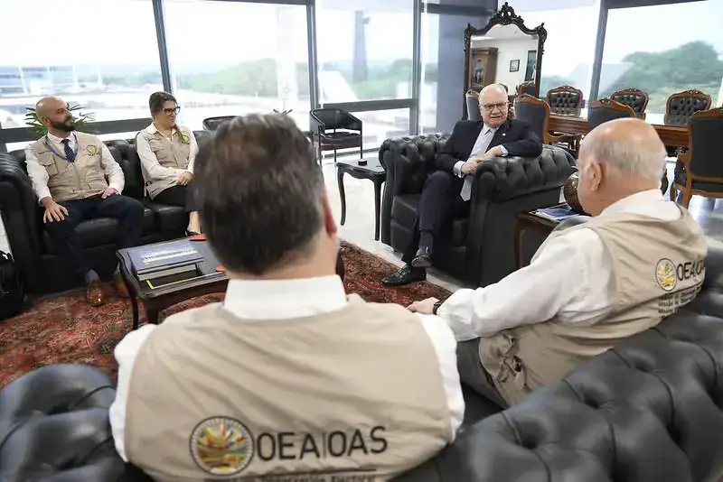 Presidente do STF recebe missão de observação eleitoral da OEA