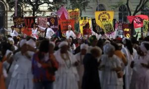 Caravanas partem de SP para Marcha das Mulheres Negras em Brasília