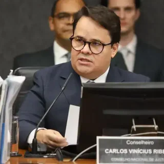 Carlos Vinícius Ribeiro pede qualificação das decisões judiciais no CNJ