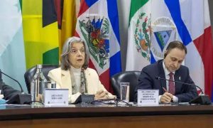 Cármen Lúcia e os desafios da democracia no mundo atual