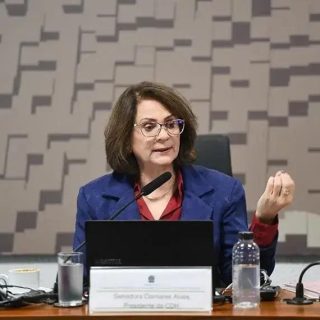 CDH vota projeto para incentivar o voluntariado entre jovens