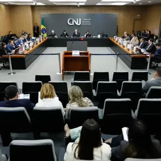 CNJ aprova contracheque único para magistrados e membros do MP