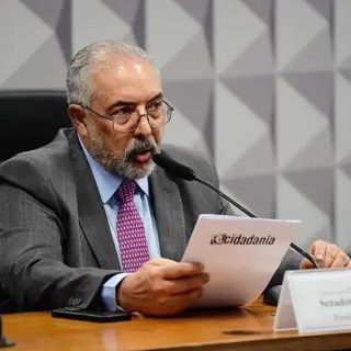 Comissão debate PEC que propõe a redução da jornada semanal para 36 horas
