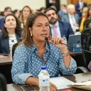 Comissão Nacional da Mulher Advogada repudia manterrupting em sessão do Conselho