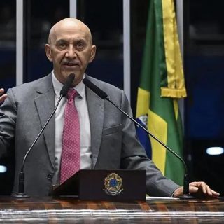 Confúcio Moura destaca a importância da educação para combater a violência