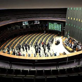 Congresso libera recursos para infraestrutura em projetos de 2025