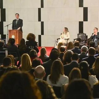Conselho Nacional da Advocacia Pública Fiscal entrega estatuto ao Congresso