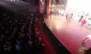 Crianças do Novos Caminhos vivem primeira experiência com Balé Bolshoi