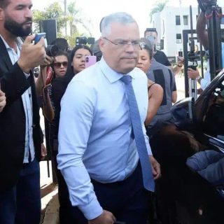Defesa de Bolsonaro critica tornozeleira e nega plano de fuga