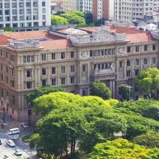 Arquivo do Palácio da Justiça em São Paulo, destaque em notícias de direito e justiça no Brasil, símbolo jurídico e de poder na cidade de São Paulo.