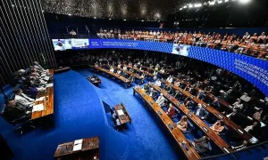 ESCS completa 25 anos e é homenageada por excelência no ensino