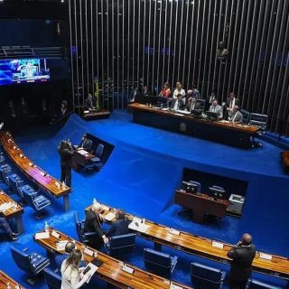 Estudo aponta encurtamento de discursos no Senado em busca de público virtual