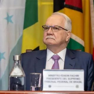 Fachin propõe rede de tribunais para fortalecer a democracia