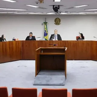 Flávio Dino encerra presidência da 1ª Turma do STF com balanço