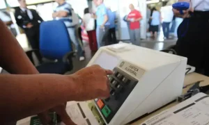 Fundo Eleitoral amplia acesso a recursos, mas mantém desigualdades internas