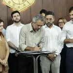 Governador anuncia 2 mil vagas em concurso para professores na Seduc CE