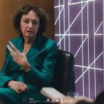 Advogada em debate jurídico, destacando temas de direito e atualidades no Brasil.