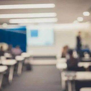 Justiça determina reconhecimento de licença médica a professora com depressão