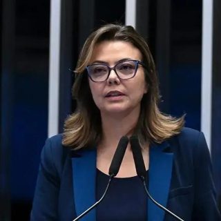 Leila Barros destaca crise ética e apoio a código de conduta no STF