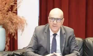 Liberdade de expressão: Juiz rejeita queixa-crime de Jones Manoel contra Leonardo Attuch