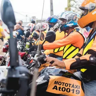 MP que dispensava autorizações de mototaxistas perde validade no Congresso