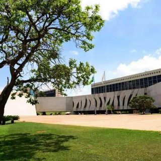 Nova lei cria 330 funções comissionadas no Superior Tribunal de Justiça