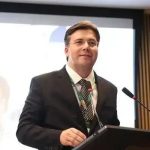 O papel dos conselhos profissionais em debate no Fórum do CFM