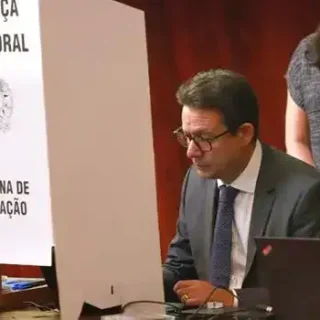 OAB acompanha assinatura e lacração dos sistemas de votação para 2026