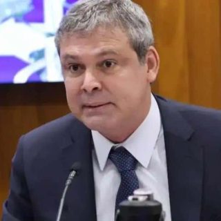 Partido Novo pede multa de R$ 100 mil a Lindbergh Farias no STF